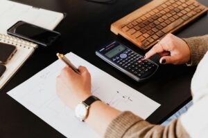 שירותי חשבות חיצונית, רואה חשבון אשקלון